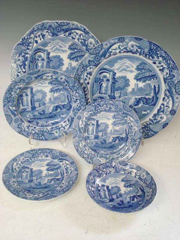 Bonhams Spode Italian pattern dinner ware Early 20th century