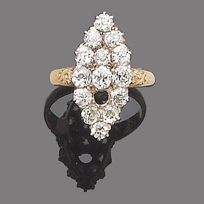 A diamond plaque ring,
