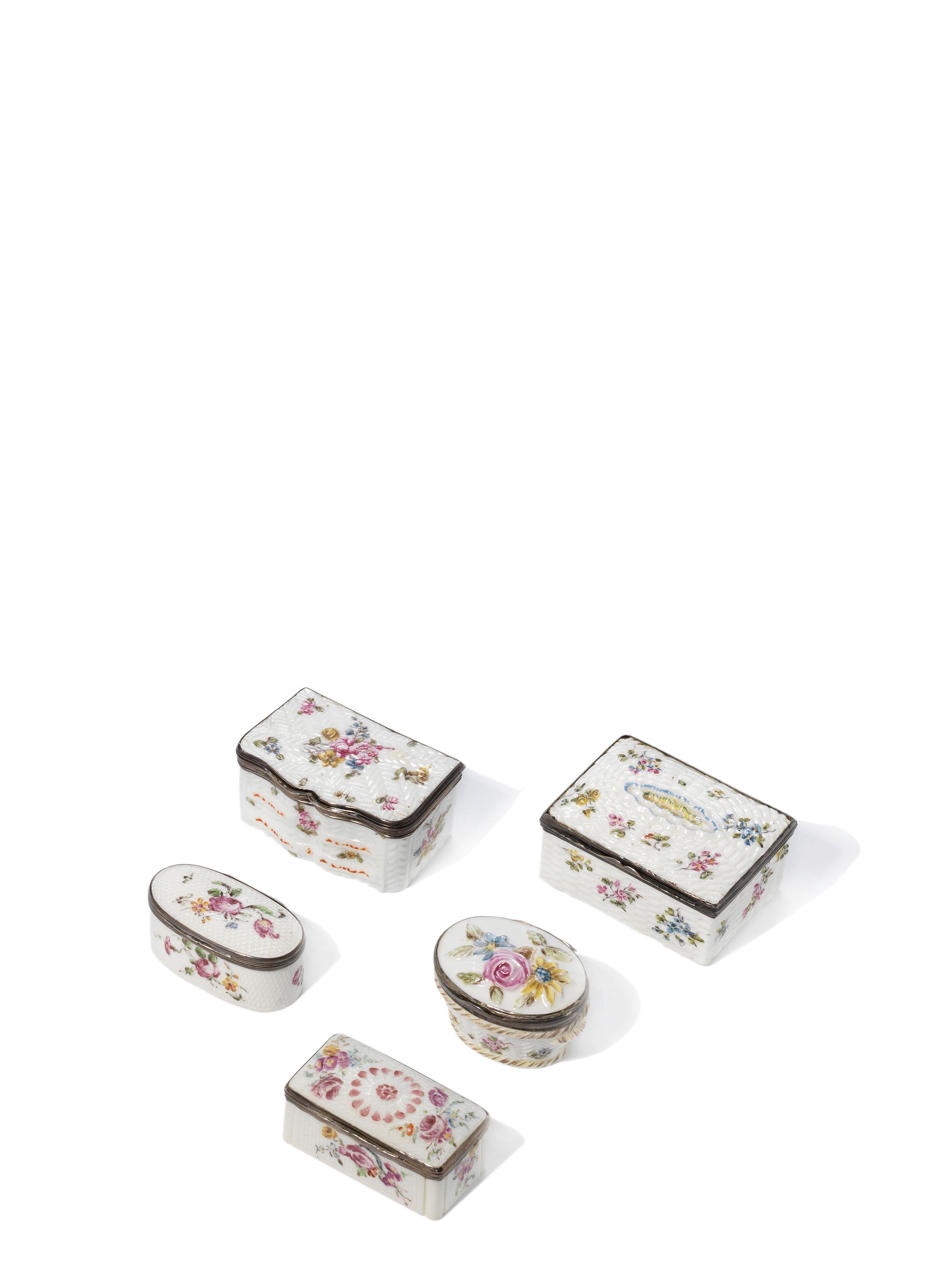A Mennecy rectangular snuff box Circa 1750