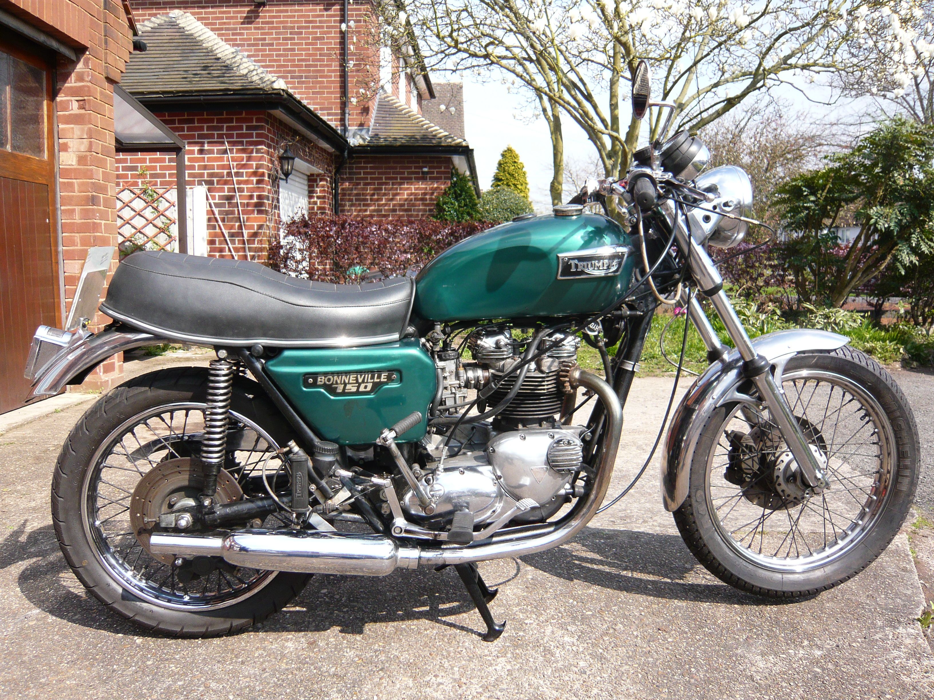 Bonhams Cars : 1982 Triumph 744cc T140 AV Prototype Frame no. HDA