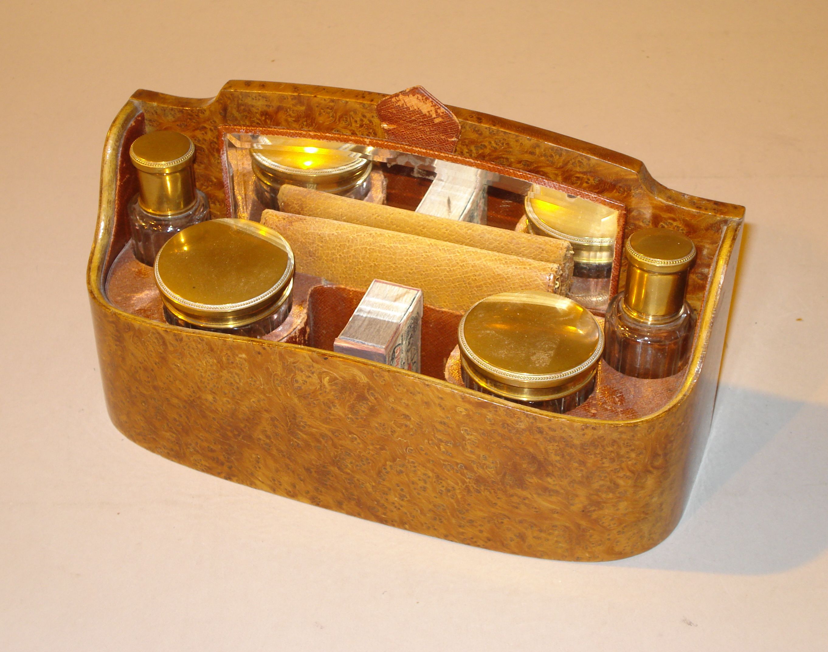 Bonhams Cars A limousine vanity set,