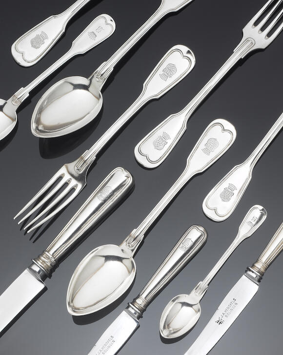 Bonhams A Continental silver Fiddle and Thread pattern flatware
