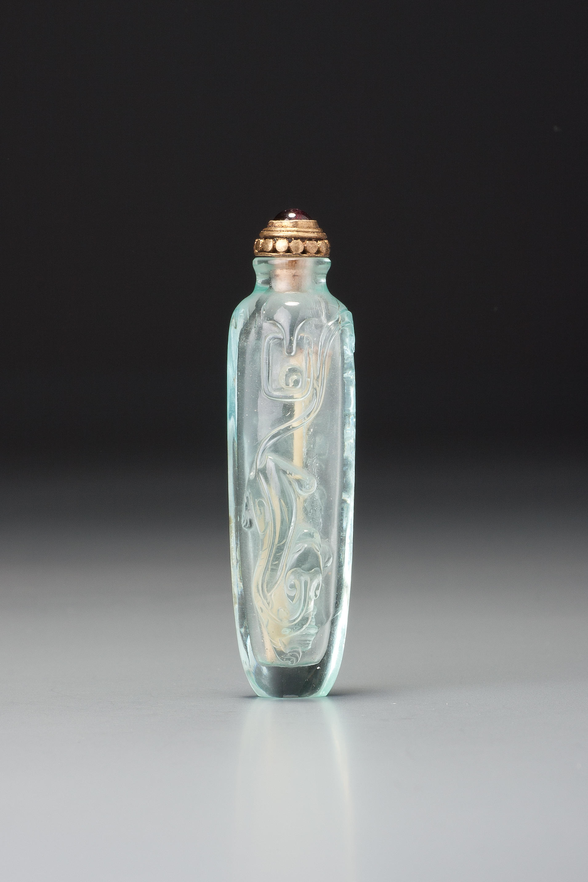 An inscribed aquamarine snuff bottle