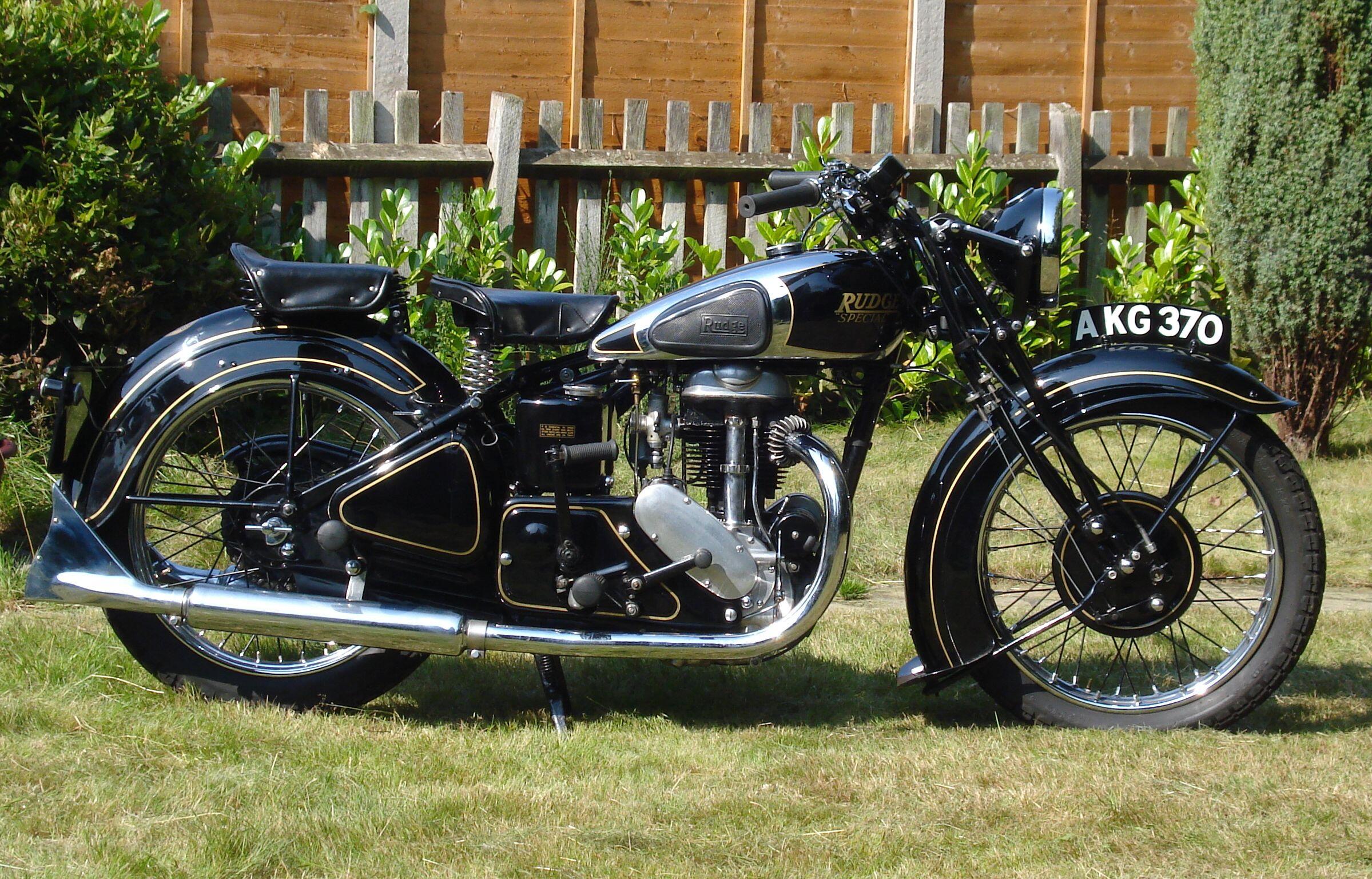 1937 Rudge 499cc Special Registration no. AKG 370 Frame no. 61038 Engine...