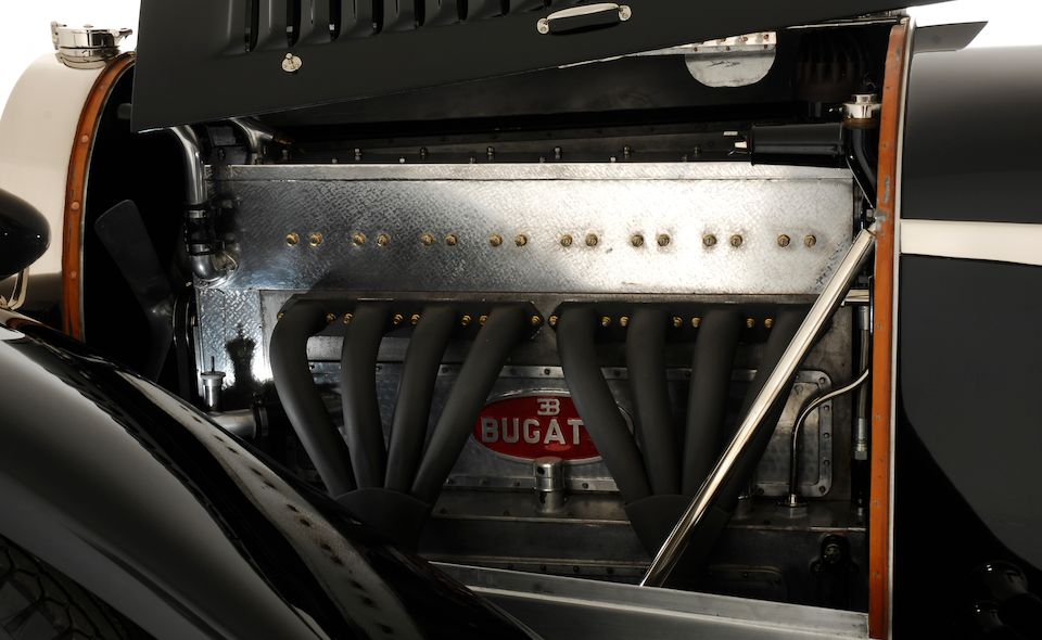 https://images1.bonhams.com/image?src=Images/live/2010-12/01/8185012-1-28.jpg&width=960
