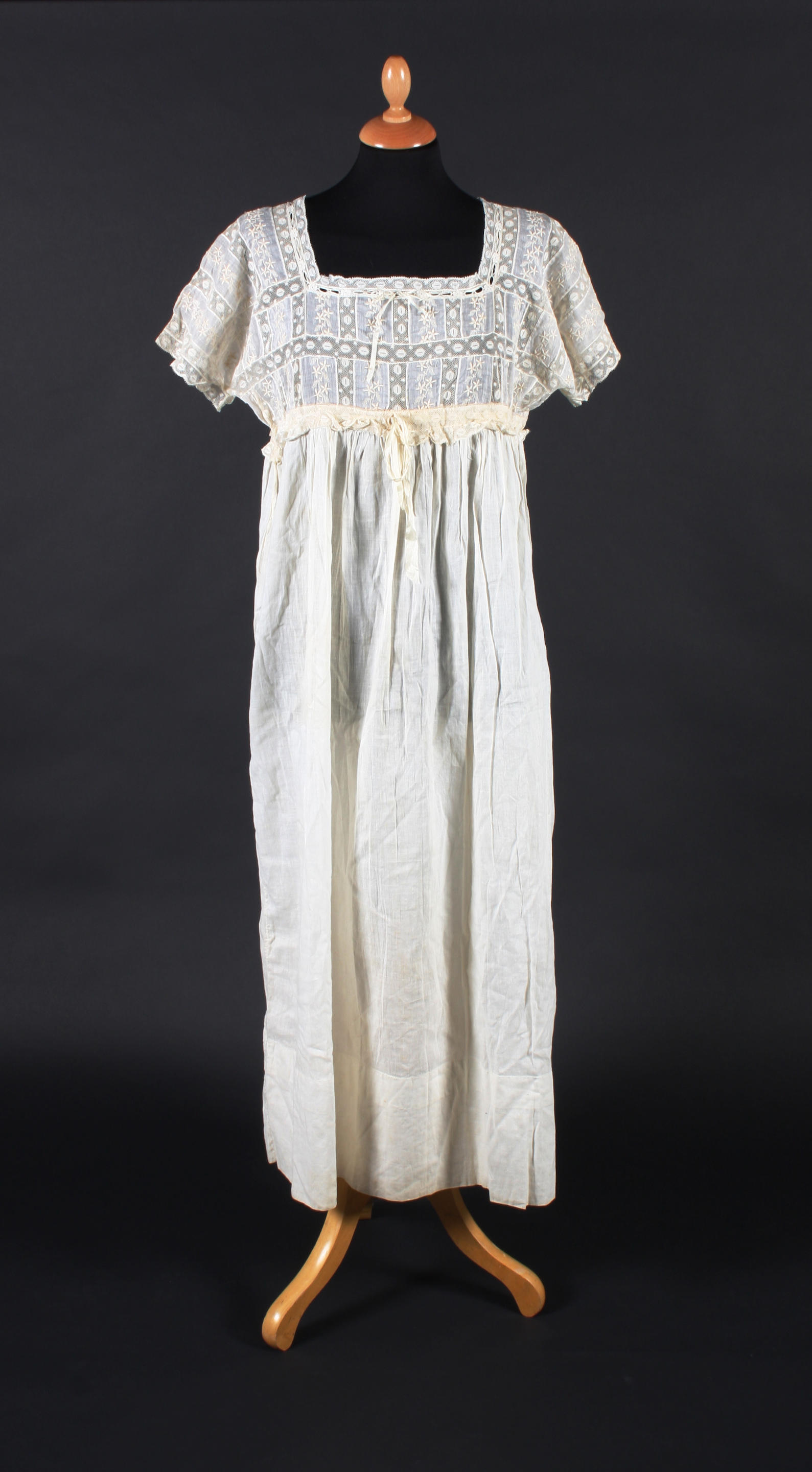 1910s nightgown hotsell