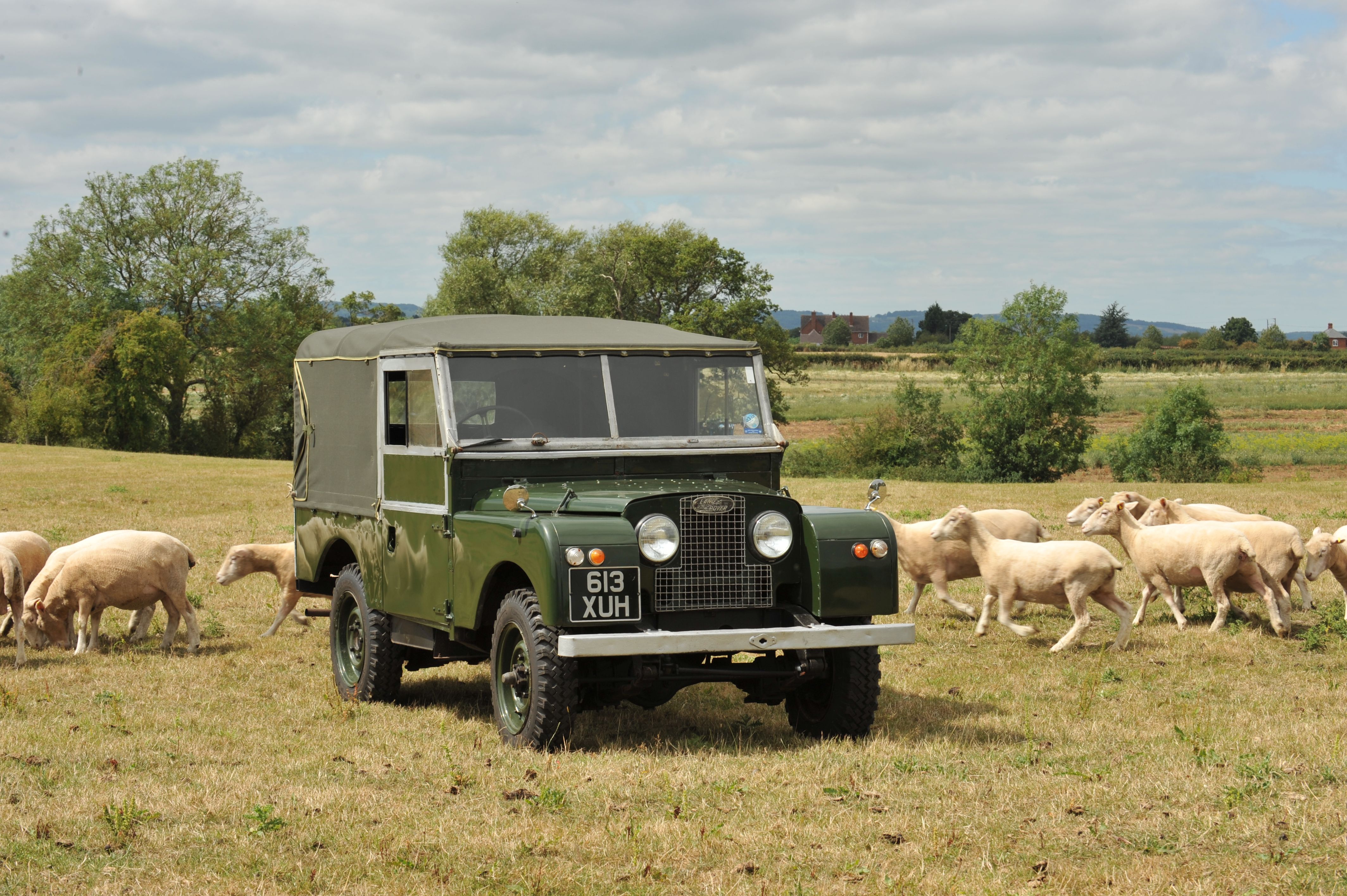 Bonhams Cars : 1954 Land Rover Series I Chassis no. 47102443 Engine no ...
