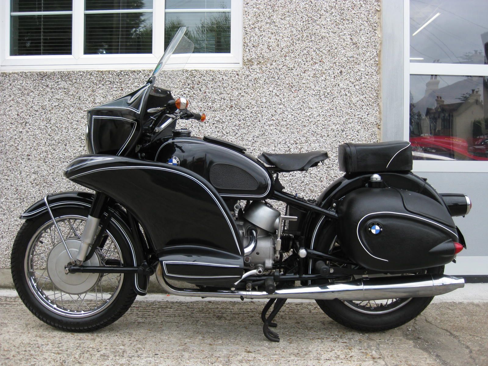 Bonhams Cars : 1966 BMW 594cc R69S Frame no. 660908 Engine no. 657554