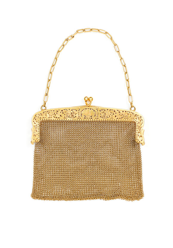 Bonhams A mesh purse (illustrated above)
