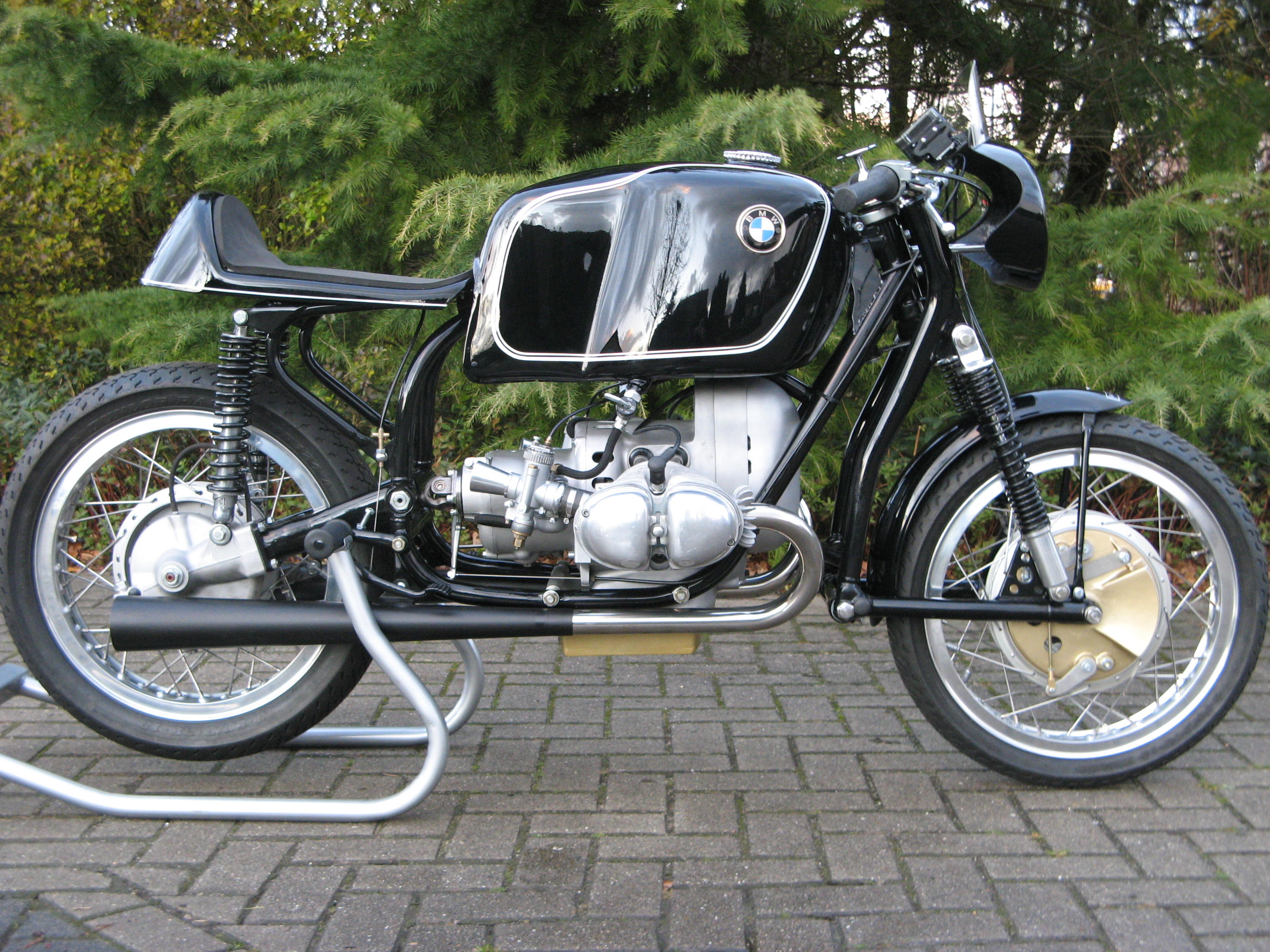 Bonhams Cars : BMW 590cc RS54 Replica Racing Motorcycle