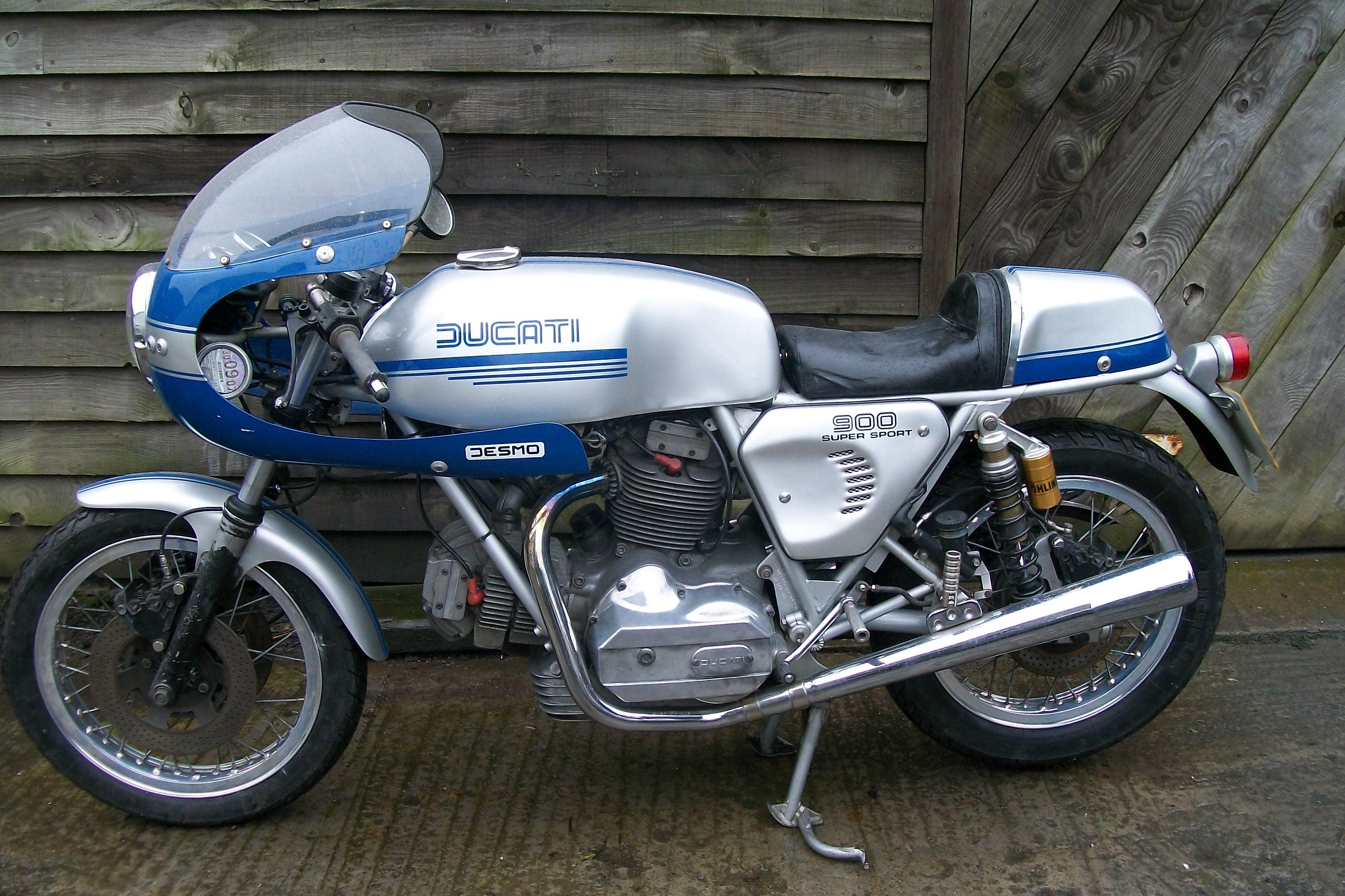 Bonhams Cars : 1975 Ducati 864cc 900SS Frame no. 860SS 087120 Engine no ...