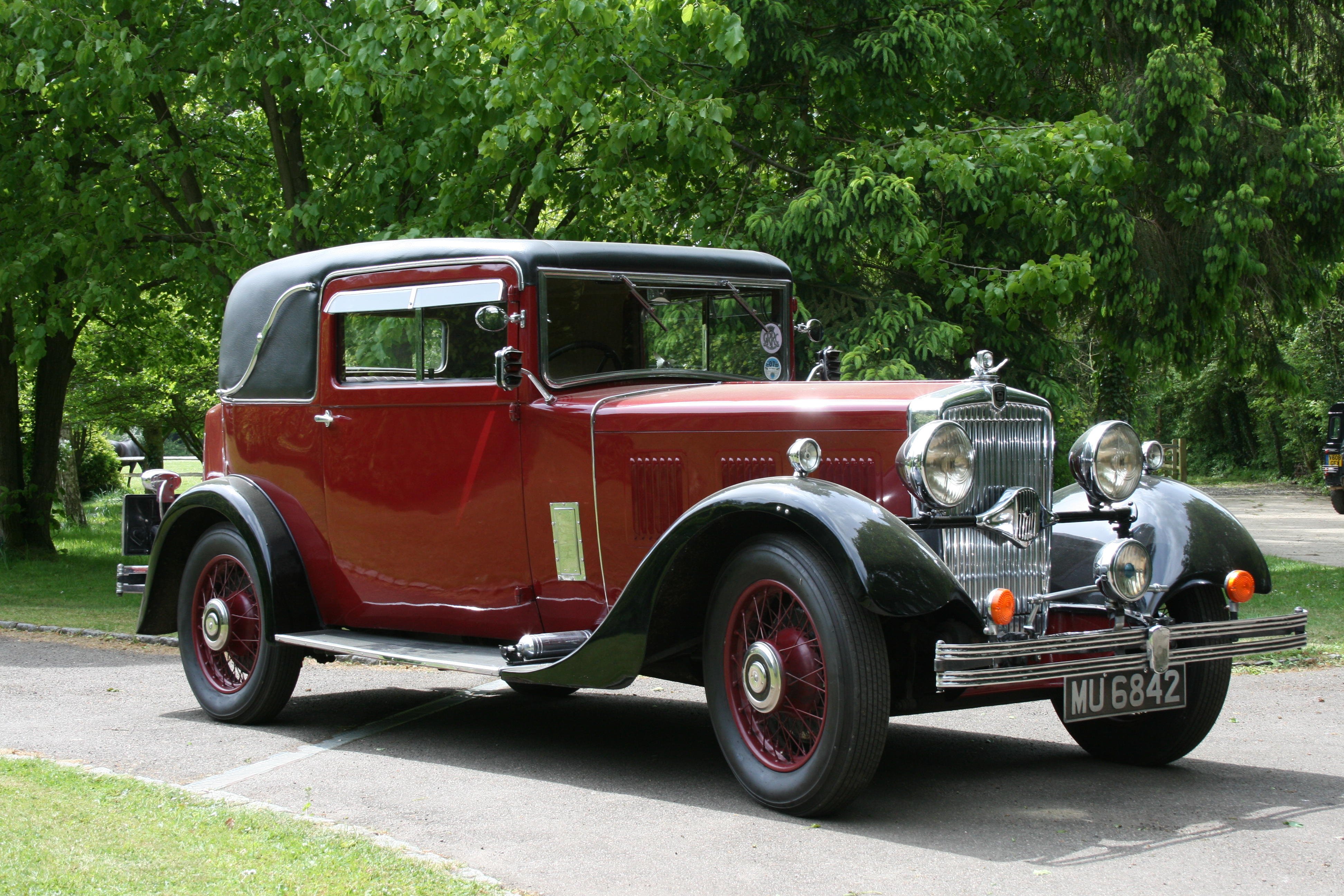Bonhams Cars : 1933 Morris Isis 17.7hp Coupé Chassis no. 6027 Engine no ...