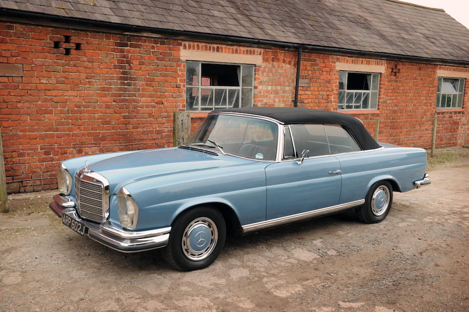 Mercedes Benz 280se Cabriolet w111 1969