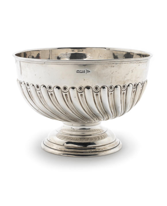 Bonhams : An Edwardian silver rose bowl by Walker & Hall, Sheffield 1901