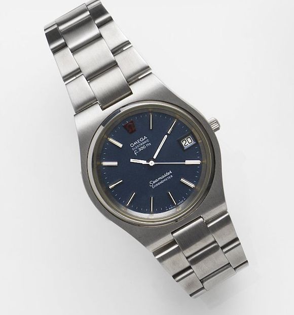 Bonhams : Omega. A stainless steel quartz calendar bracelet ...
