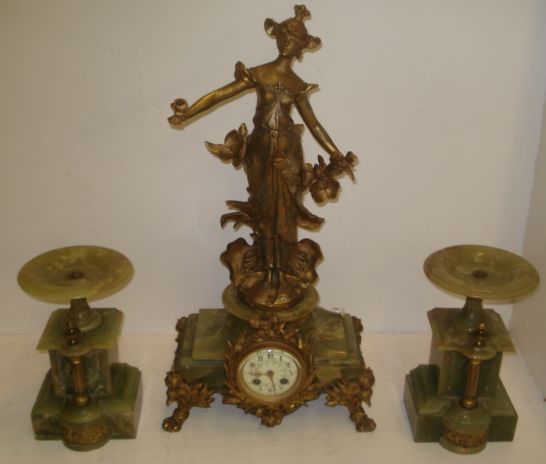 Bonhams : An early 20th Century French gilt metal and onyx mantel clock ...