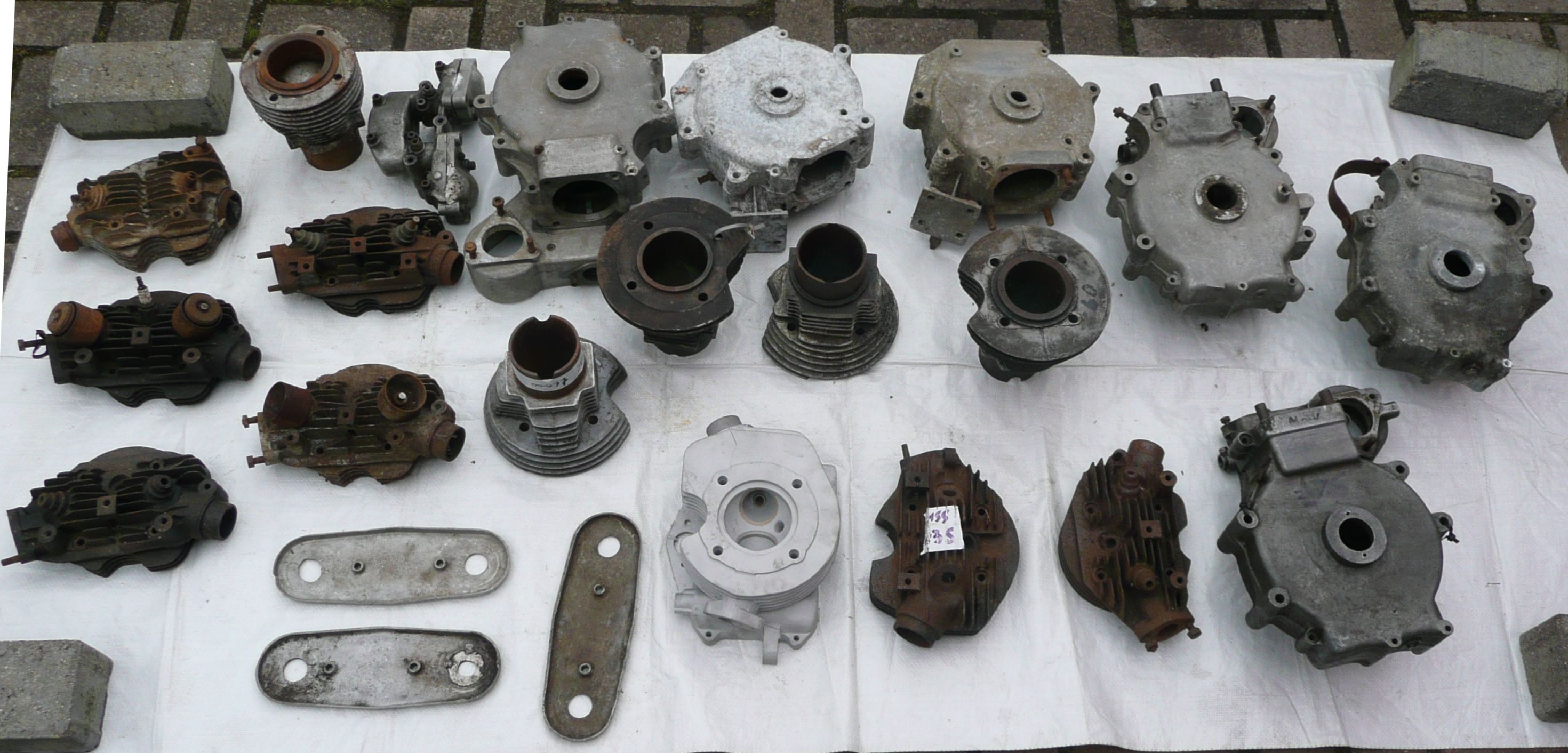 Bonhams Cars : A quantity of assorted Velocette engine spares,