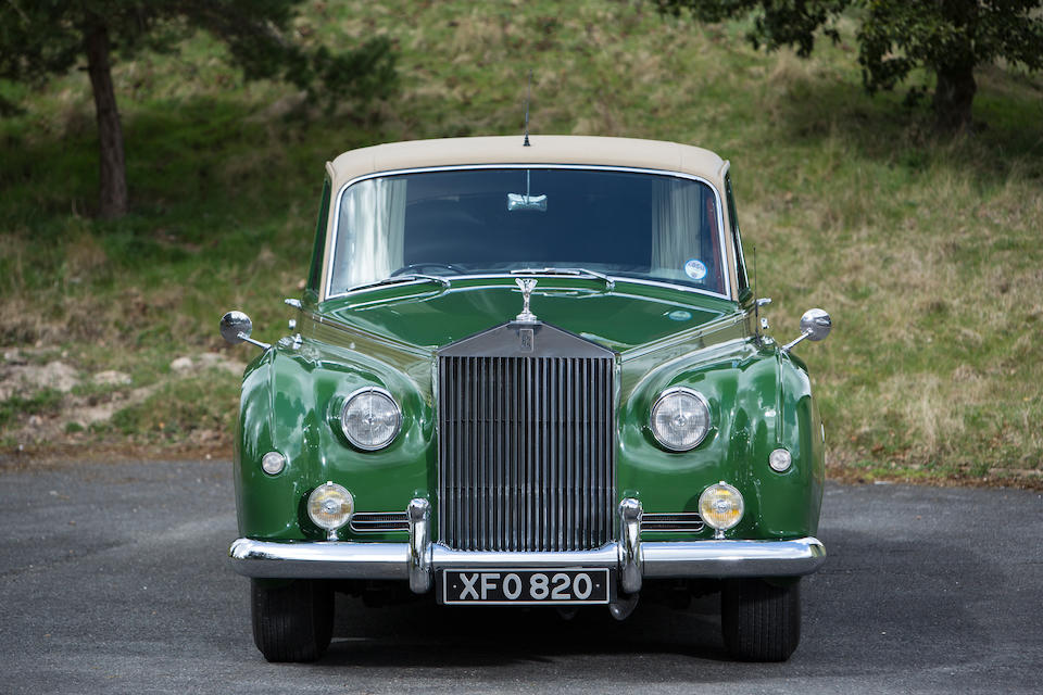 Phantom v. Rolls Royce Phantom 1959. Rolls Royce Phantom 5 1959. Rolls-Royce Phantom v (1959-1968). Роллс Ройс 1959 года вид.