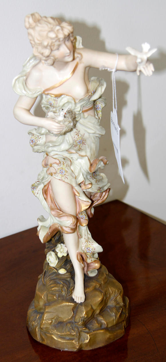 Bonhams : A pair of Turn Wien porcelain figures, in the Art Nouveau style