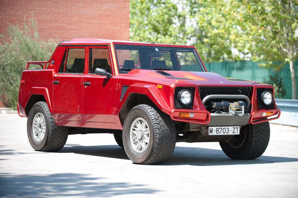 Lamborghini lm002