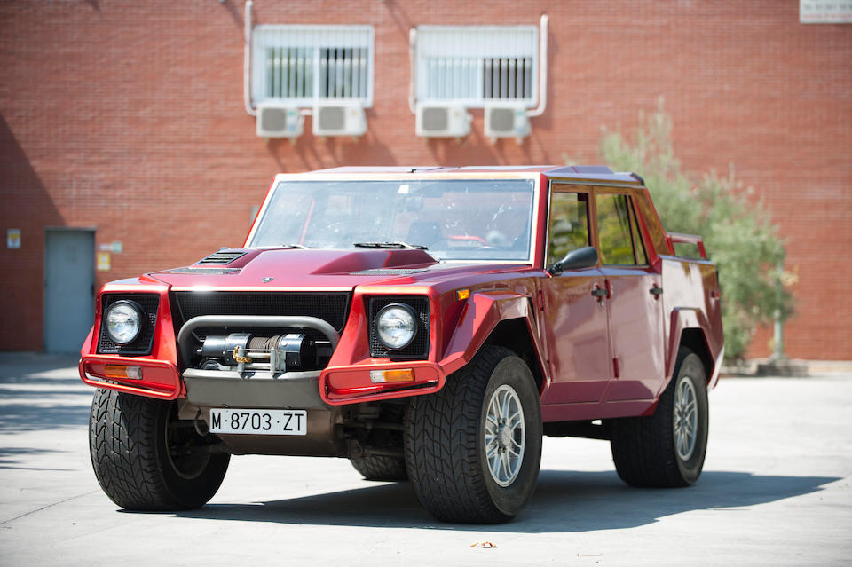 Lamborghini lm700