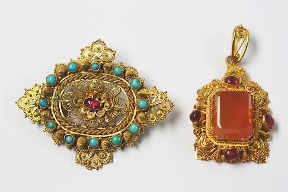 Bonhams : A gem set pendant and brooch,