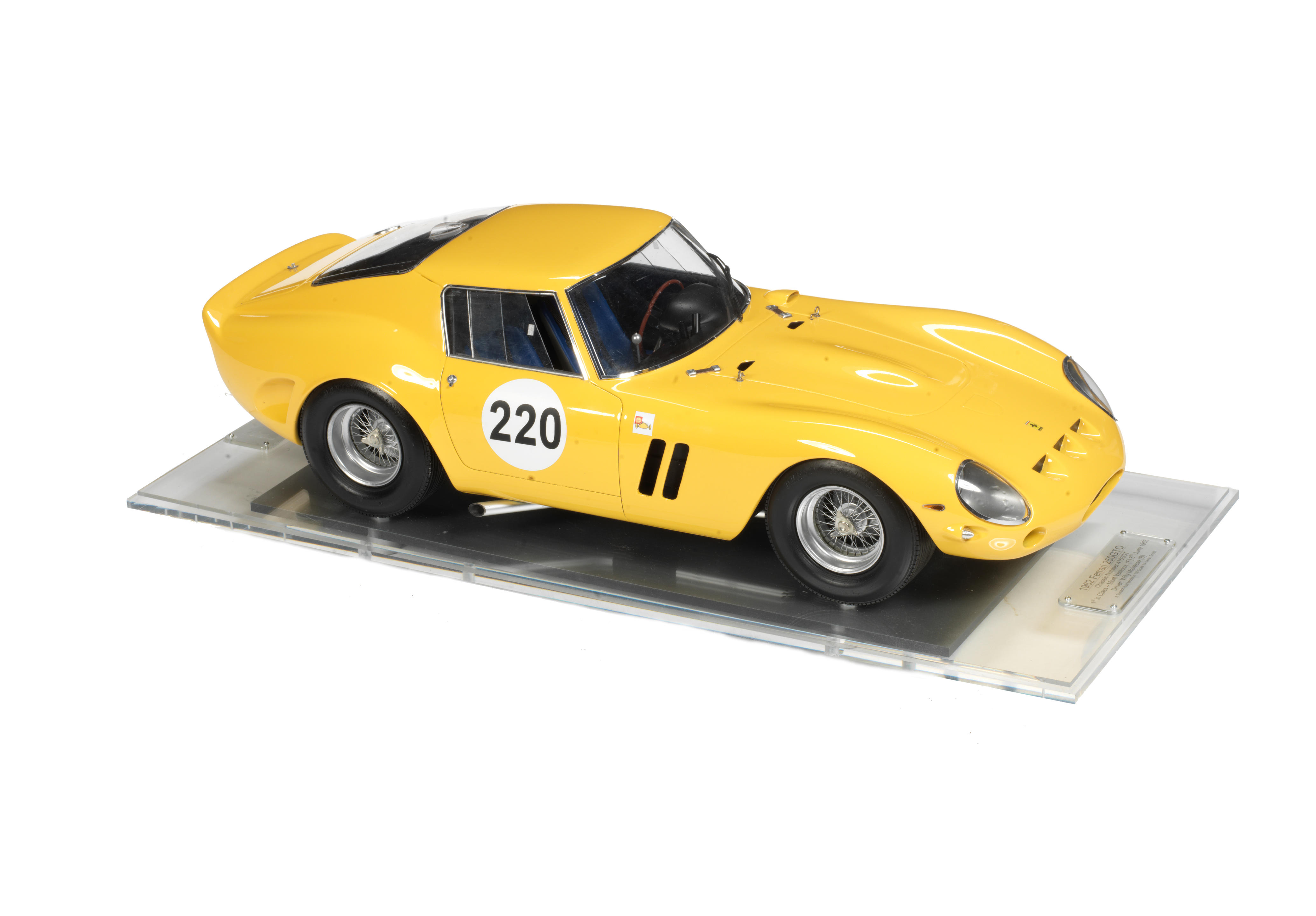 Ferrari GTO 1962 au 1/8éme - Maquettes ou Kits à monter