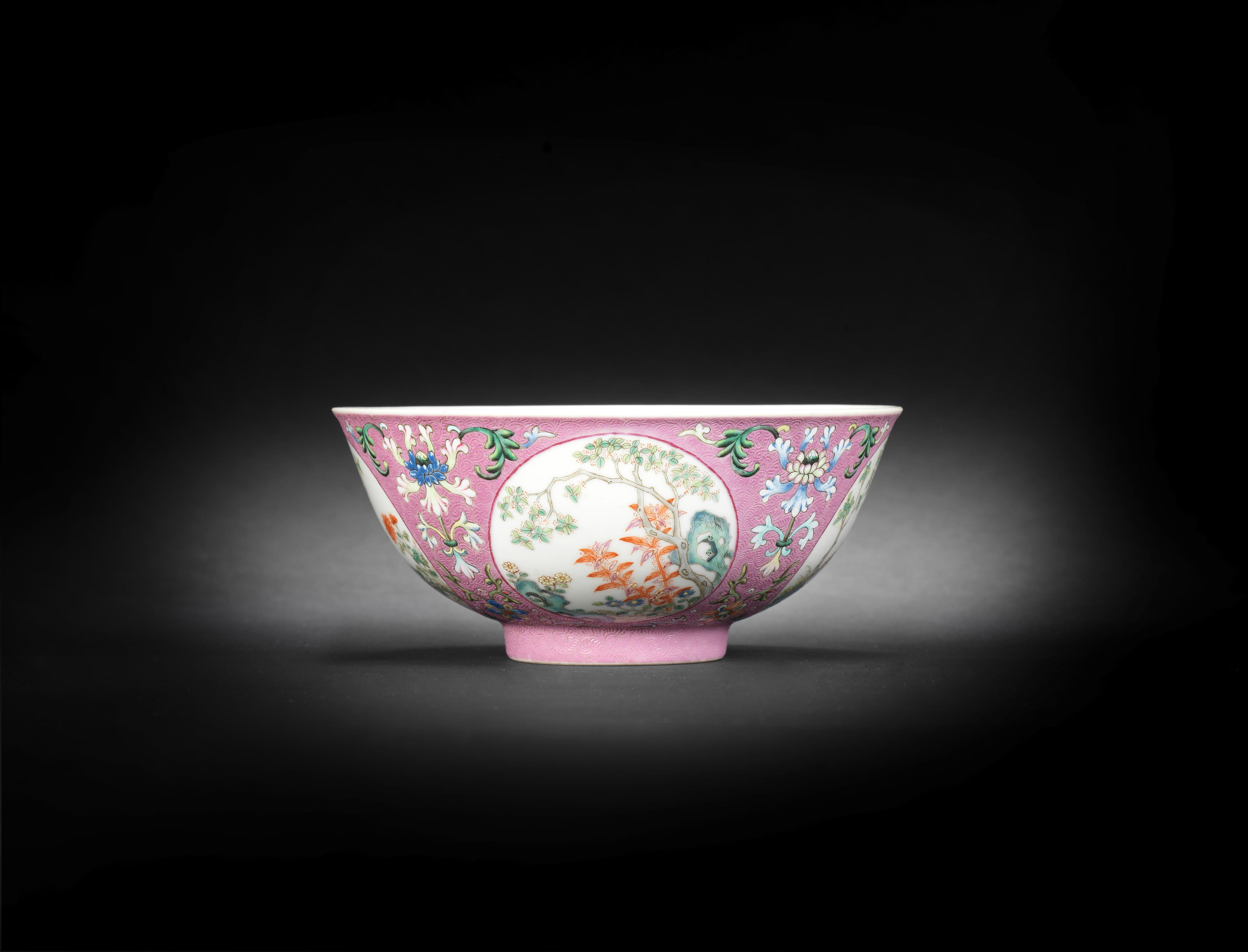 Thomas by Rosenthal Medaillon White Covered Vegetable Bowl - The Pink Daisy