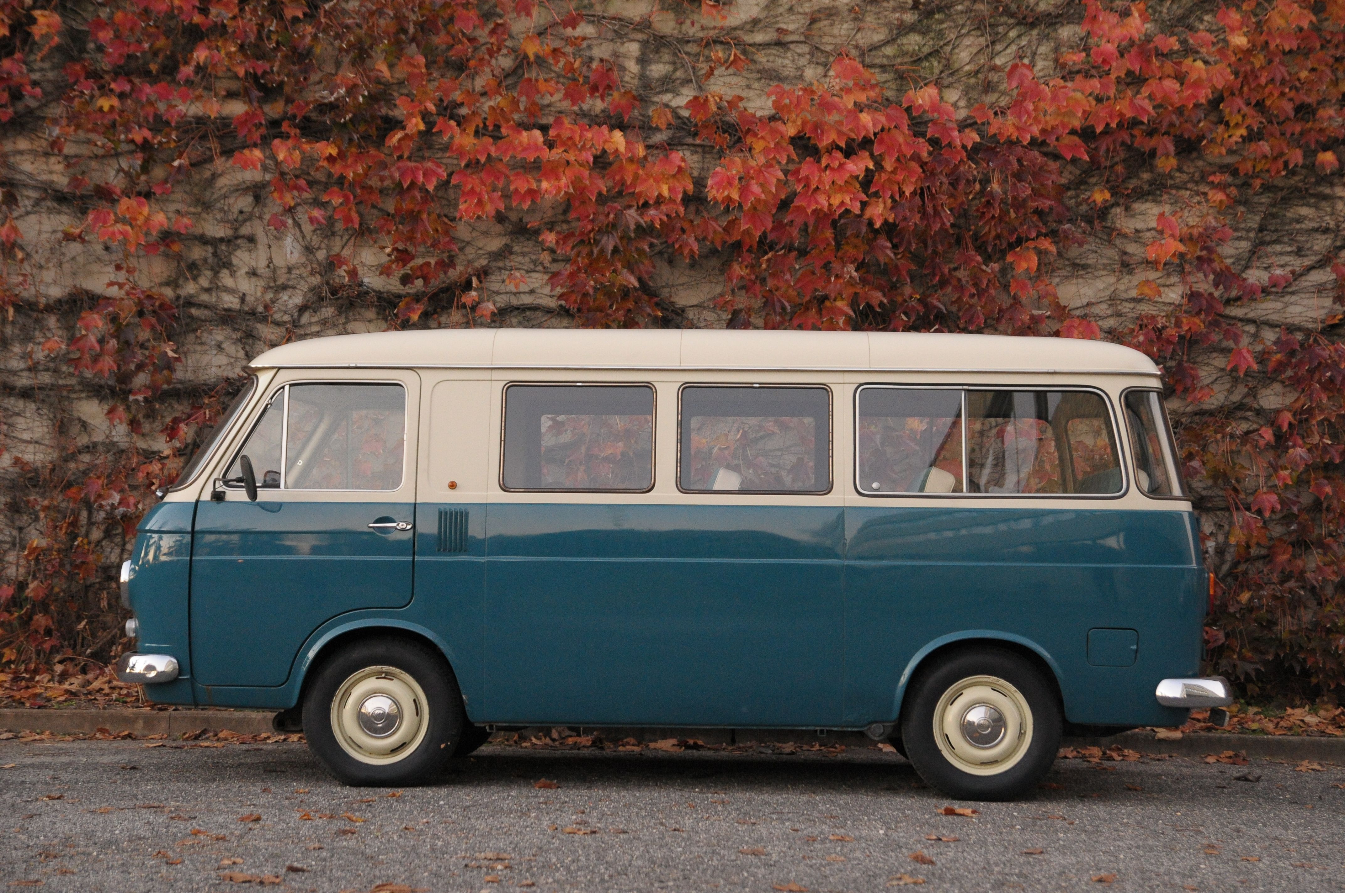 Fiat 238 Fourgon Assistance Vacances 1970 Modèle RIO 1:43