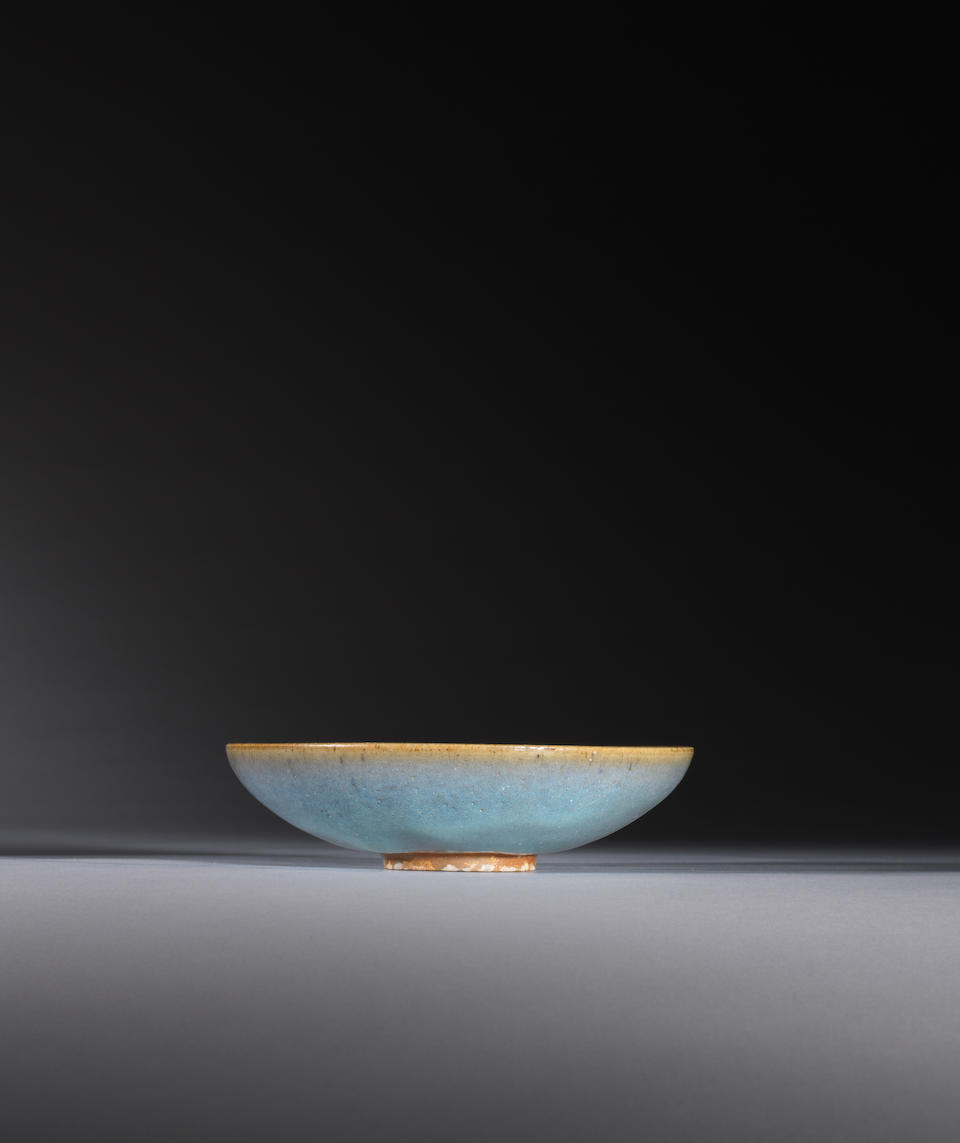 A Junyao purple-splashed shallow bowl Jin Dynasty