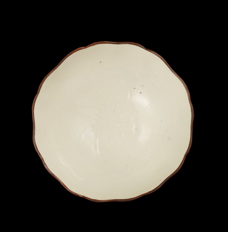 A large Dingyao carved 'mallow' bowl Northern Song Dynasty