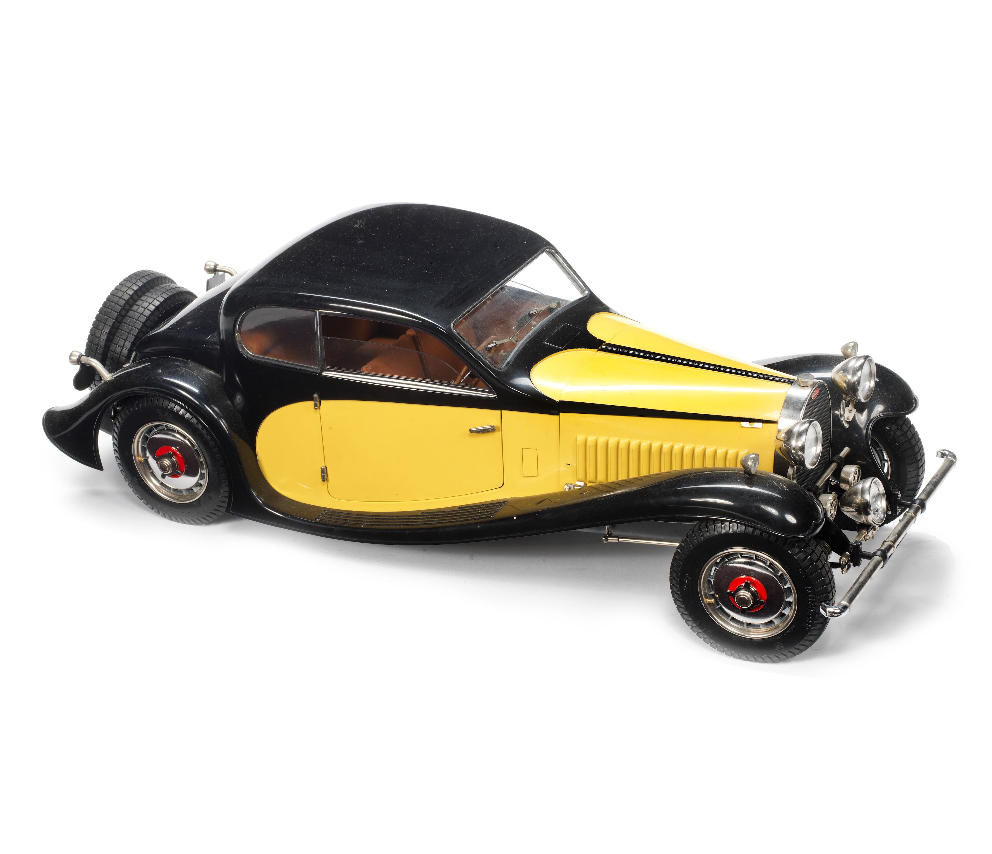 Bonhams Cars : A 1:8 scale model of a Bugatti Type 50T, by Pocher,