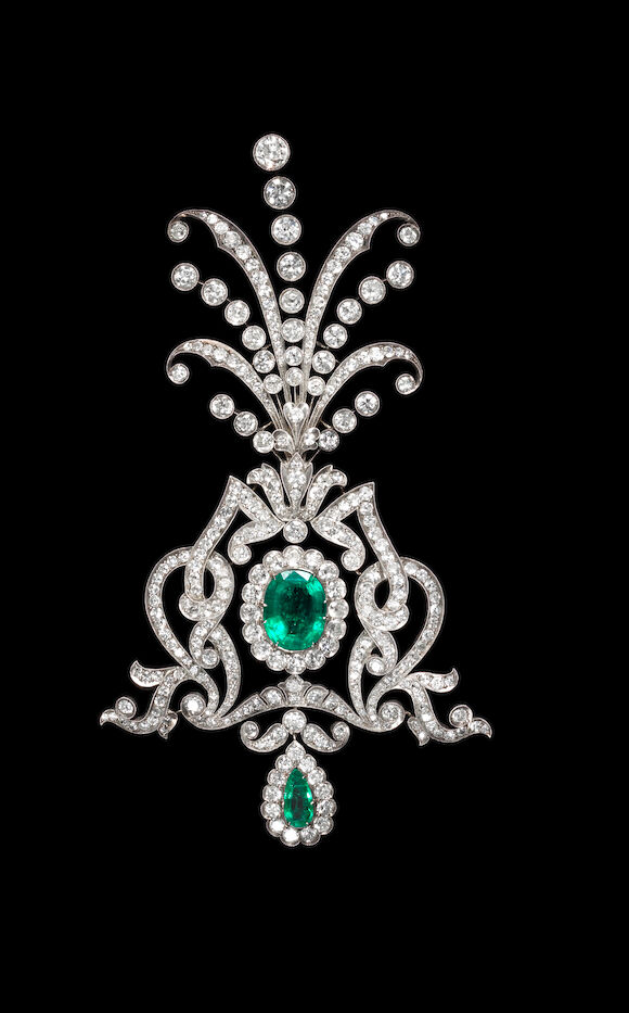 Jigha Bonhams : A diamond and emerald-set gold Turban Ornament (Jigha) India ...