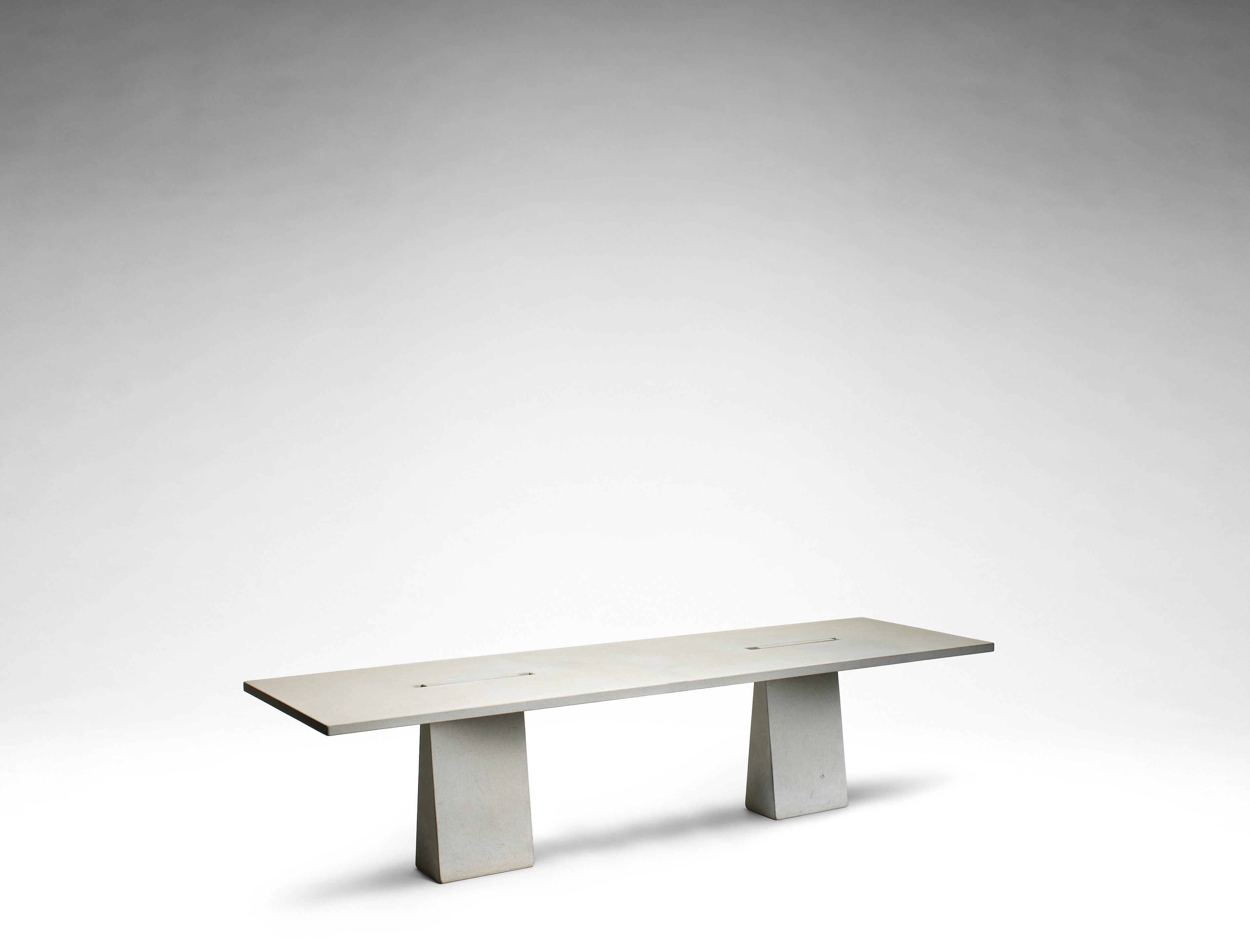 Incas Dining Table