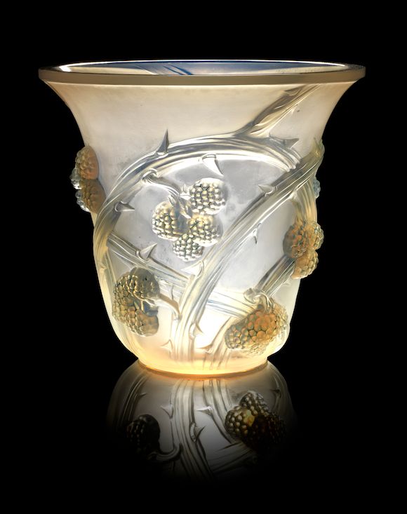 Bonhams René Lalique (French, 18601945) 'Mûres' a Vase, design 1930