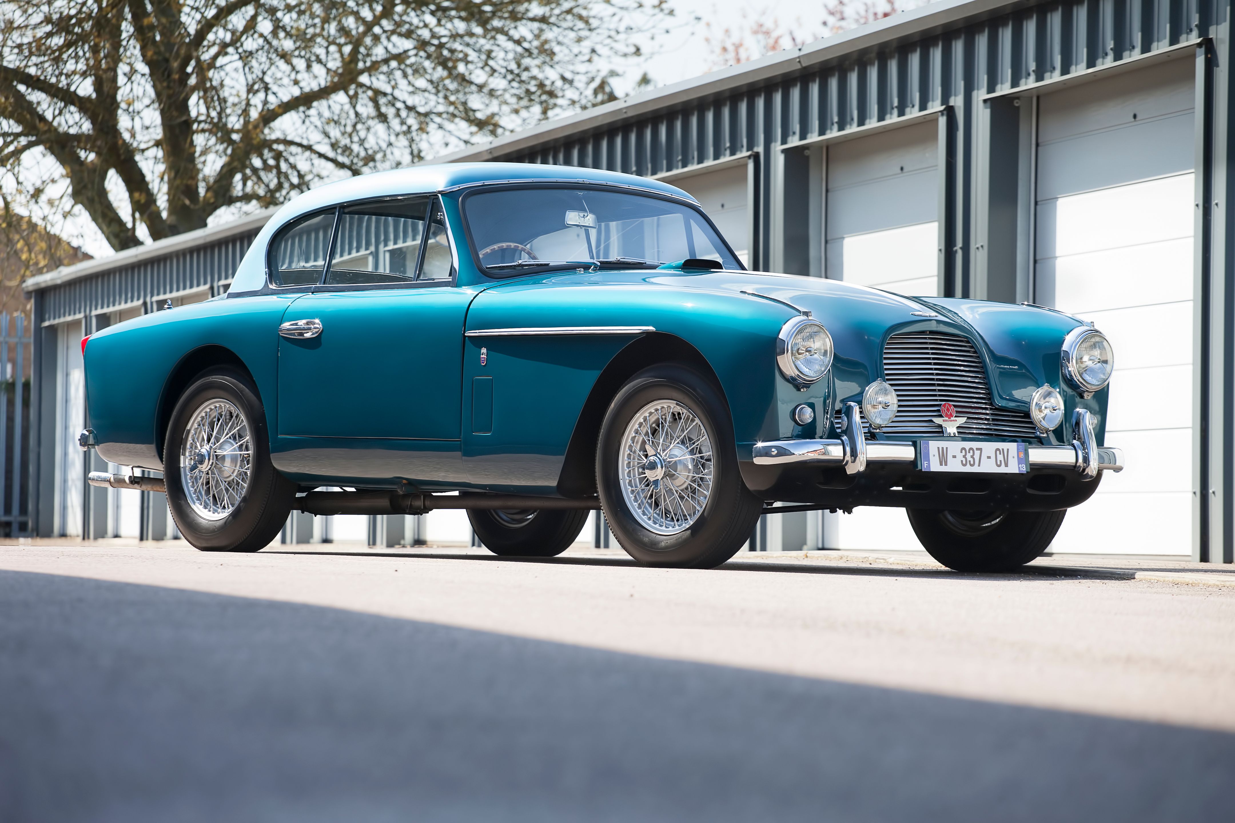 Miniature Landsdown Models Aston Martin DB2/4 MkII 1956 – Argent Métal 1/43