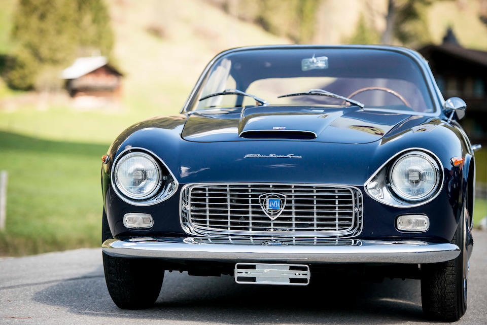 Lancia Flaminia авто