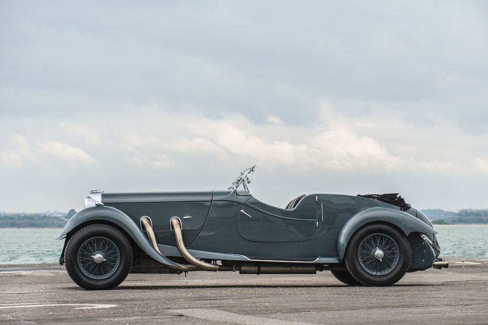 https://images1.bonhams.com/image?src=Images/live/2015-11/05/9253576-1-51.jpg&width=960