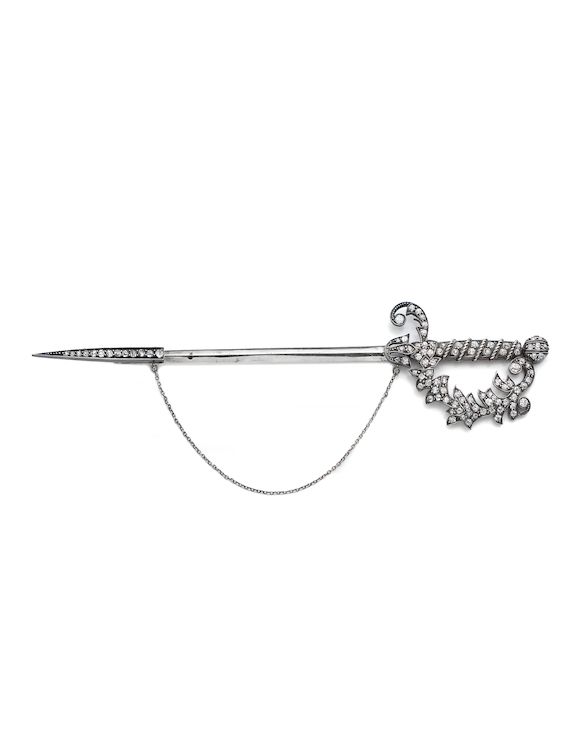 Bonhams A diamond jabot pin (illustrated above)