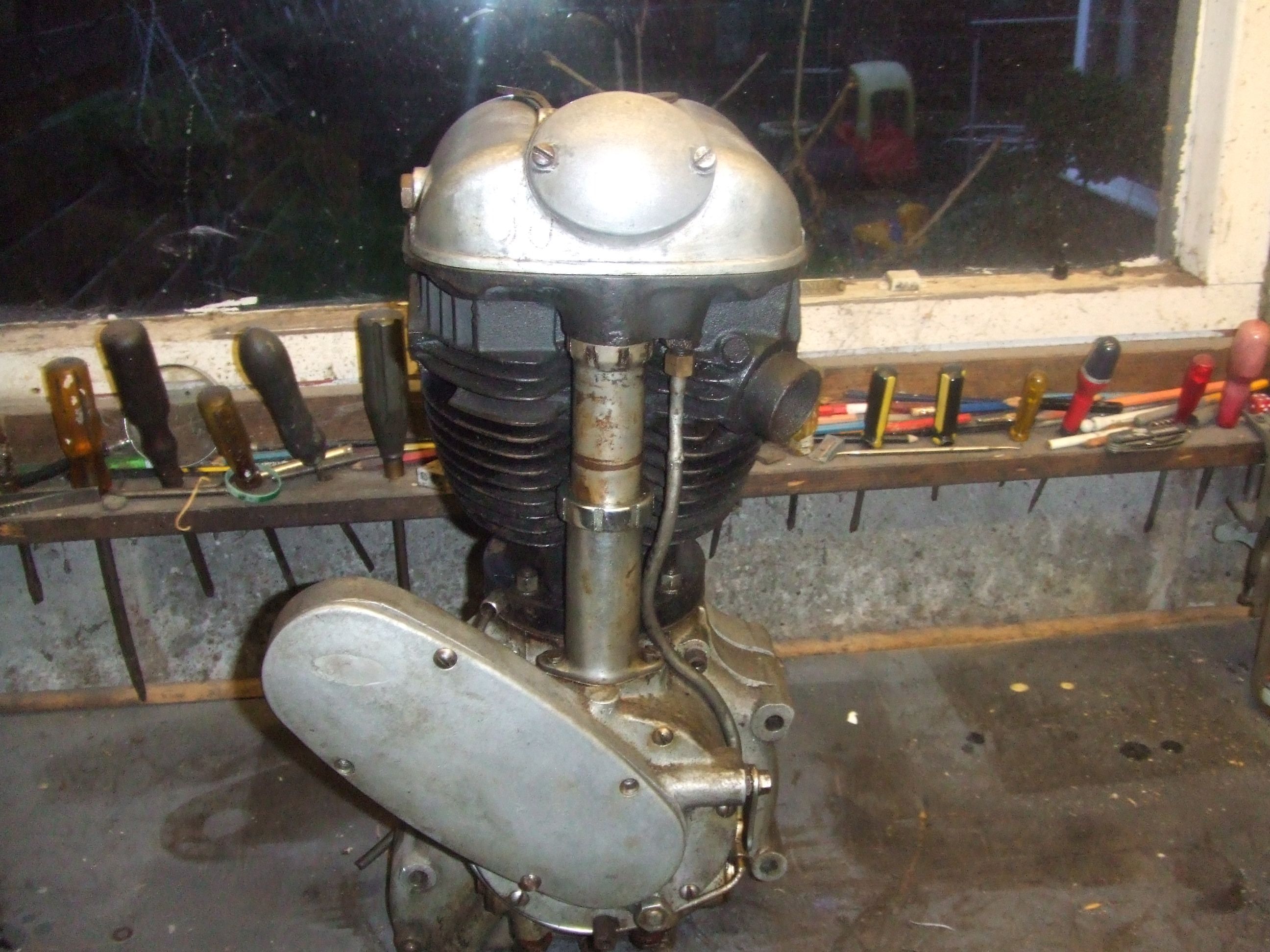 Bonhams Cars : A c.1938 Rudge 499cc engine,