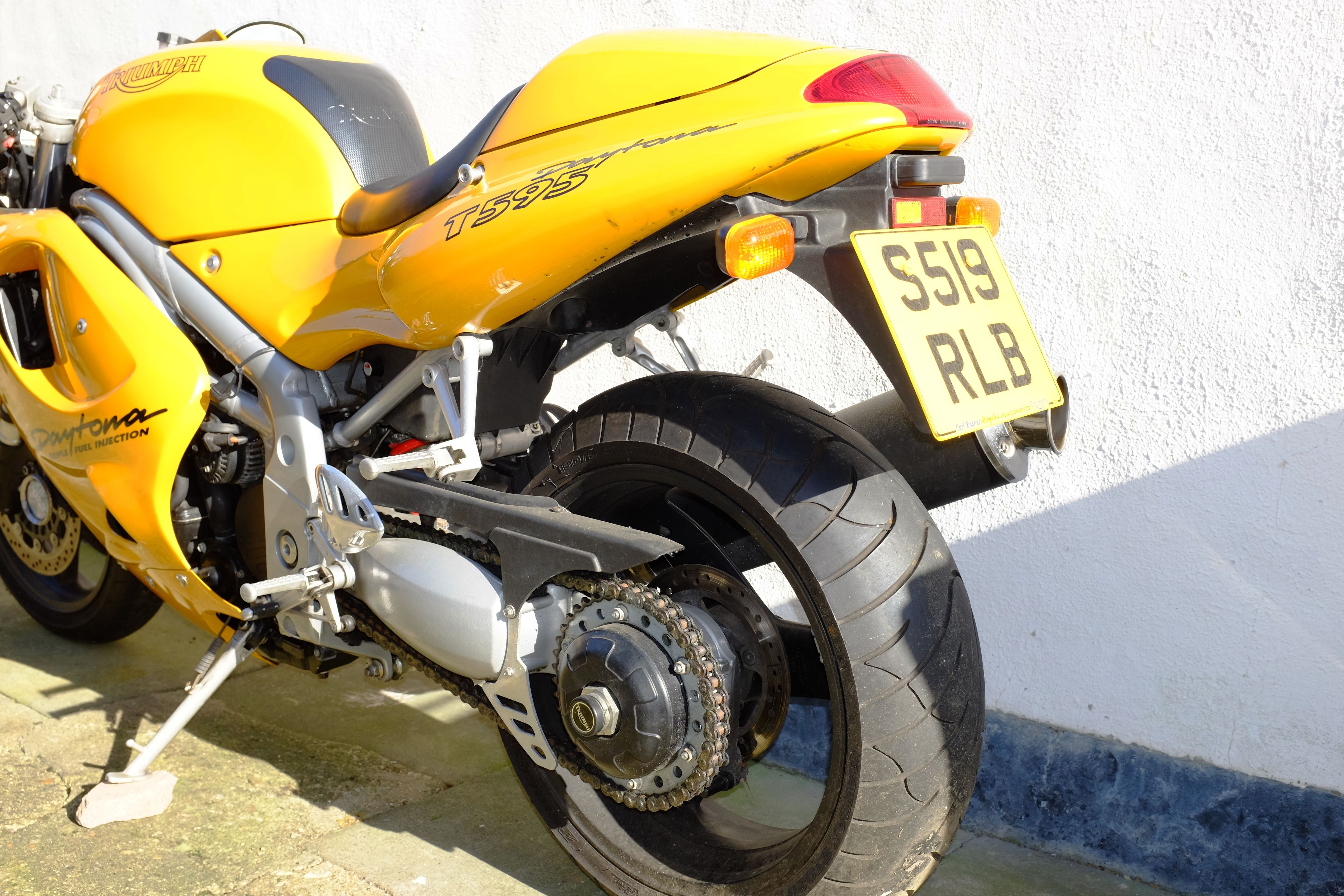 Bonhams Cars 1998 Triumph T595 Daytona Frame SMTTE502LGW068044