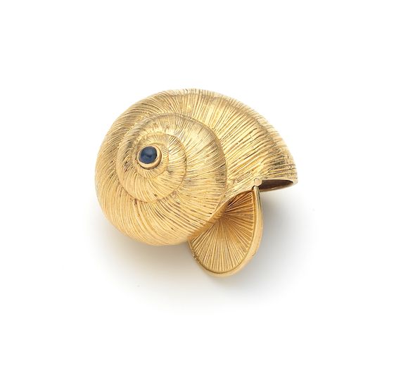 Bonhams : A French 18 carat gold snail shell box incuse mark G&C ...