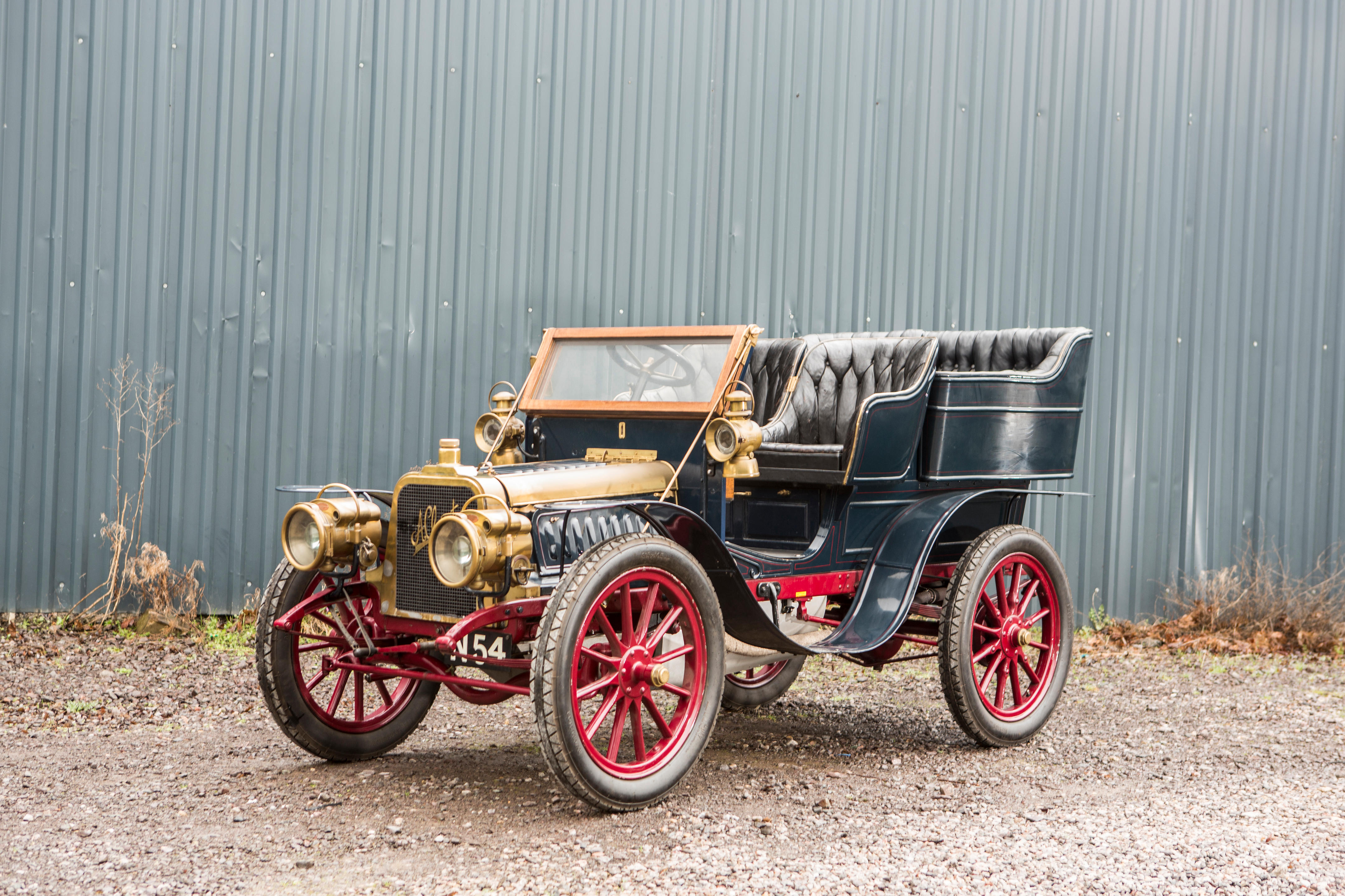 Bonhams London to Brighton veteran car Run