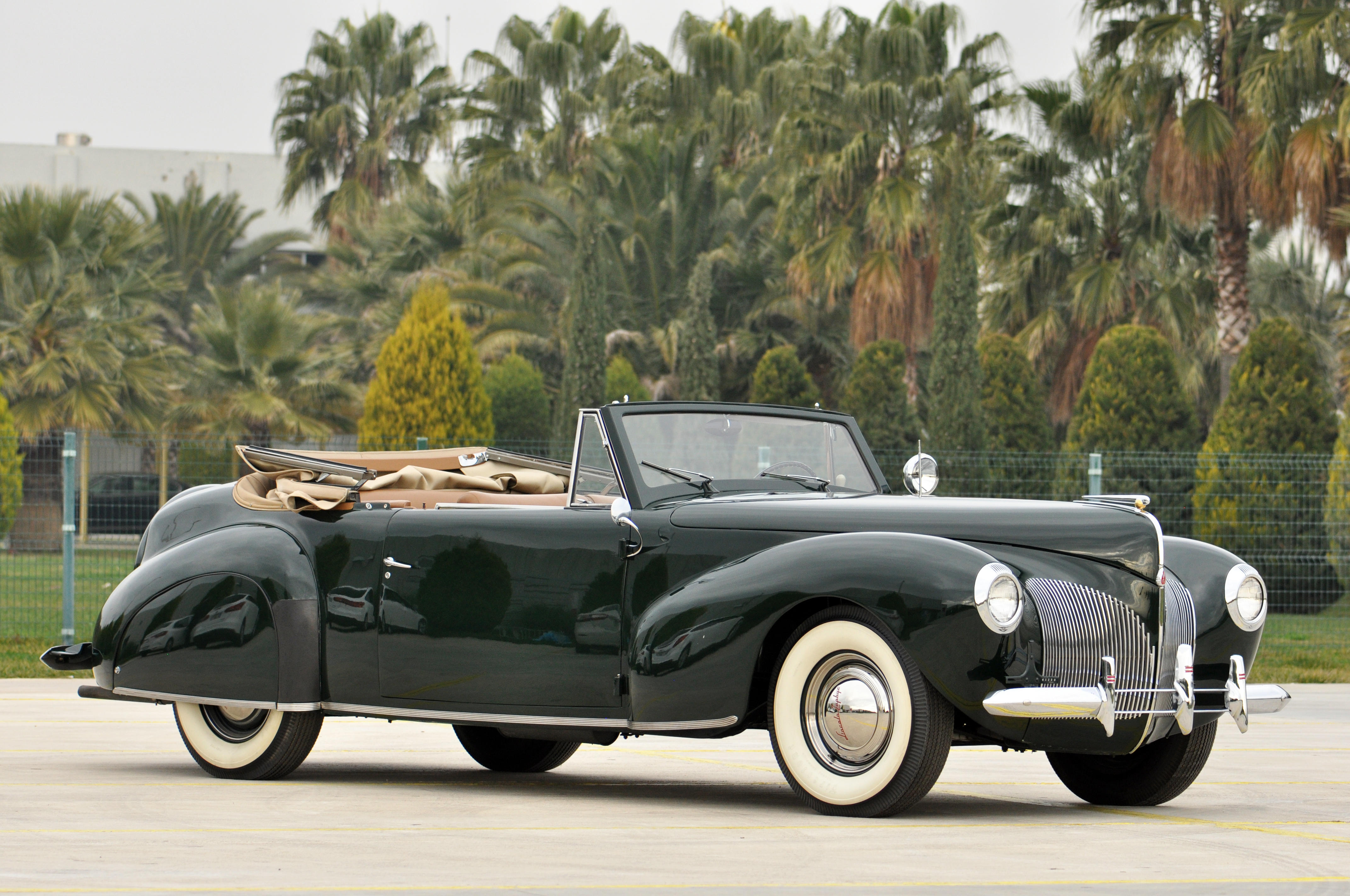 1939 Lincoln Zephyr Coupe