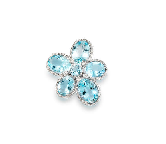 Bonhams : LOUIS VUITTON DIAMOND, AQUAMARINE AND BERYL RING