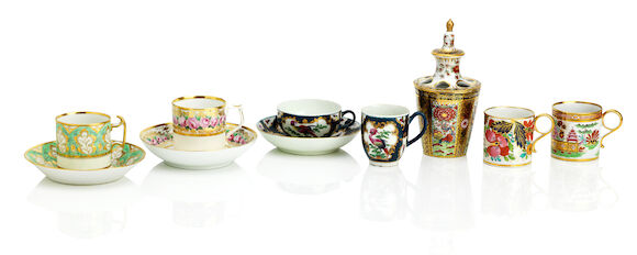 Bonhams : A collection of English porcelain 19th century