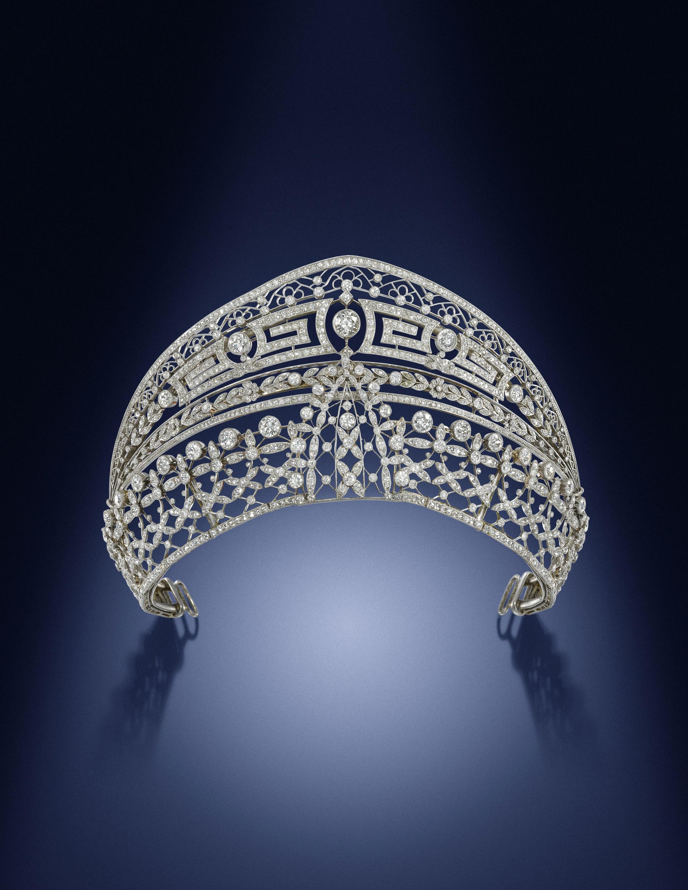 meander tiara