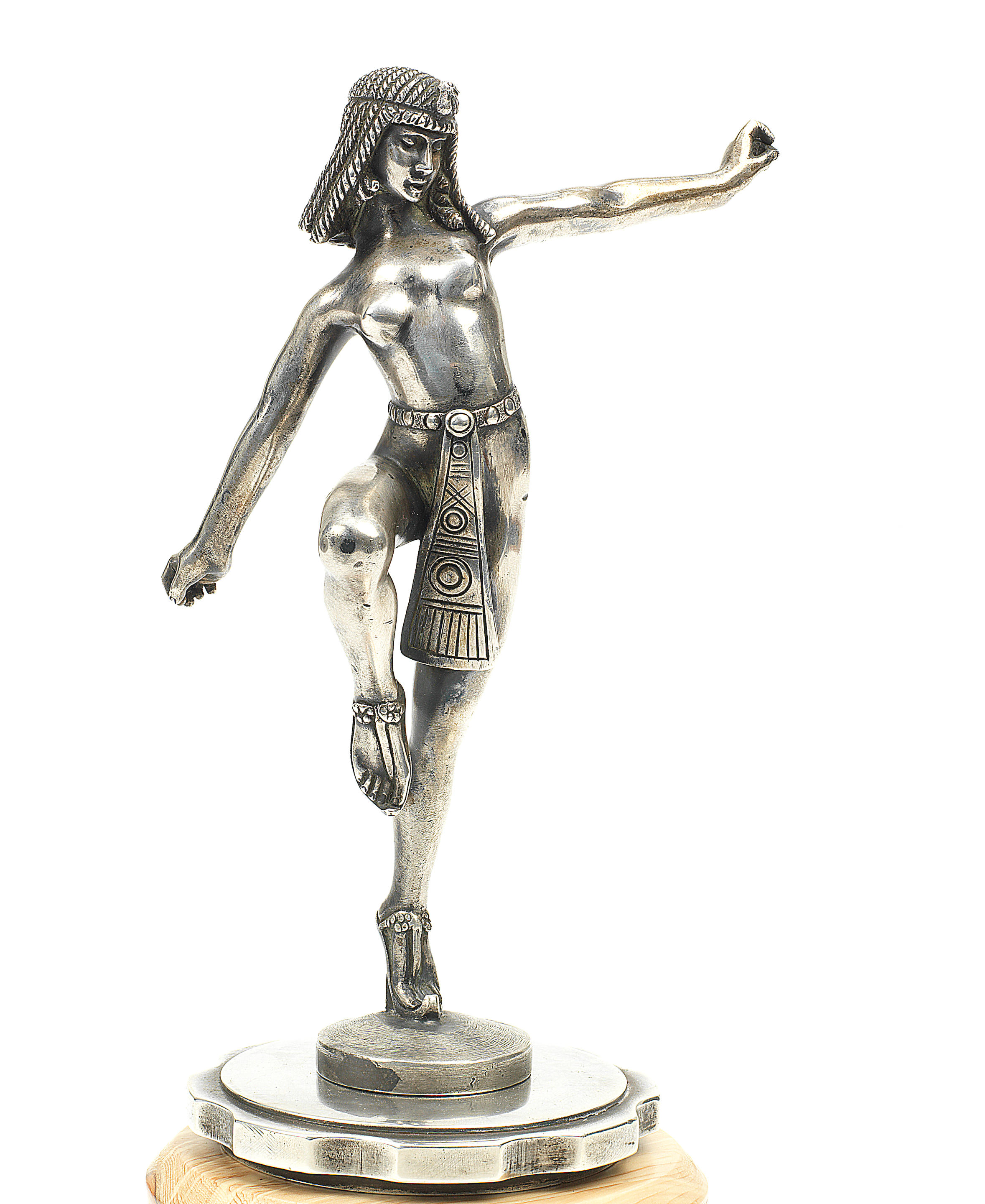 Bonhams Cars : MASCOTTE DANSEUSE EGYPTIENNE PAR D ALONZO POUR ETLING ...