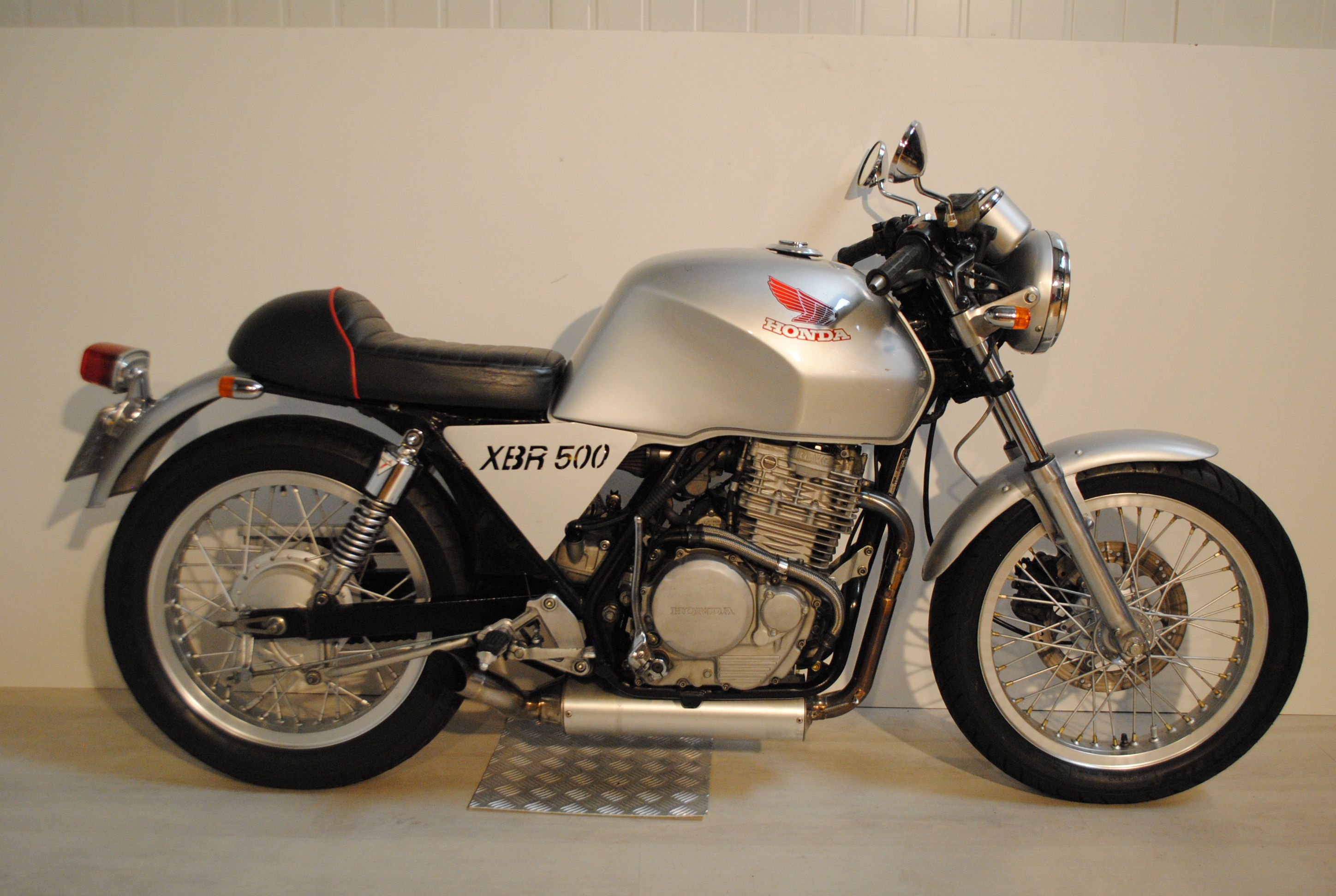 bonhams-cars-1988-honda-600cc-xbr500-frame-no-pc15-5001150-engine-no