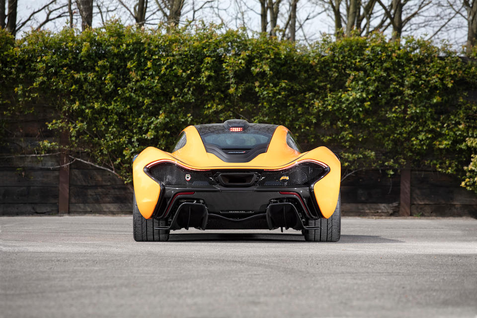 MCLAREN p1 салон